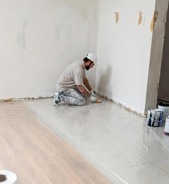 Película de protección para suelos. Protección eficaz contra pintura, polvo y arañazos.